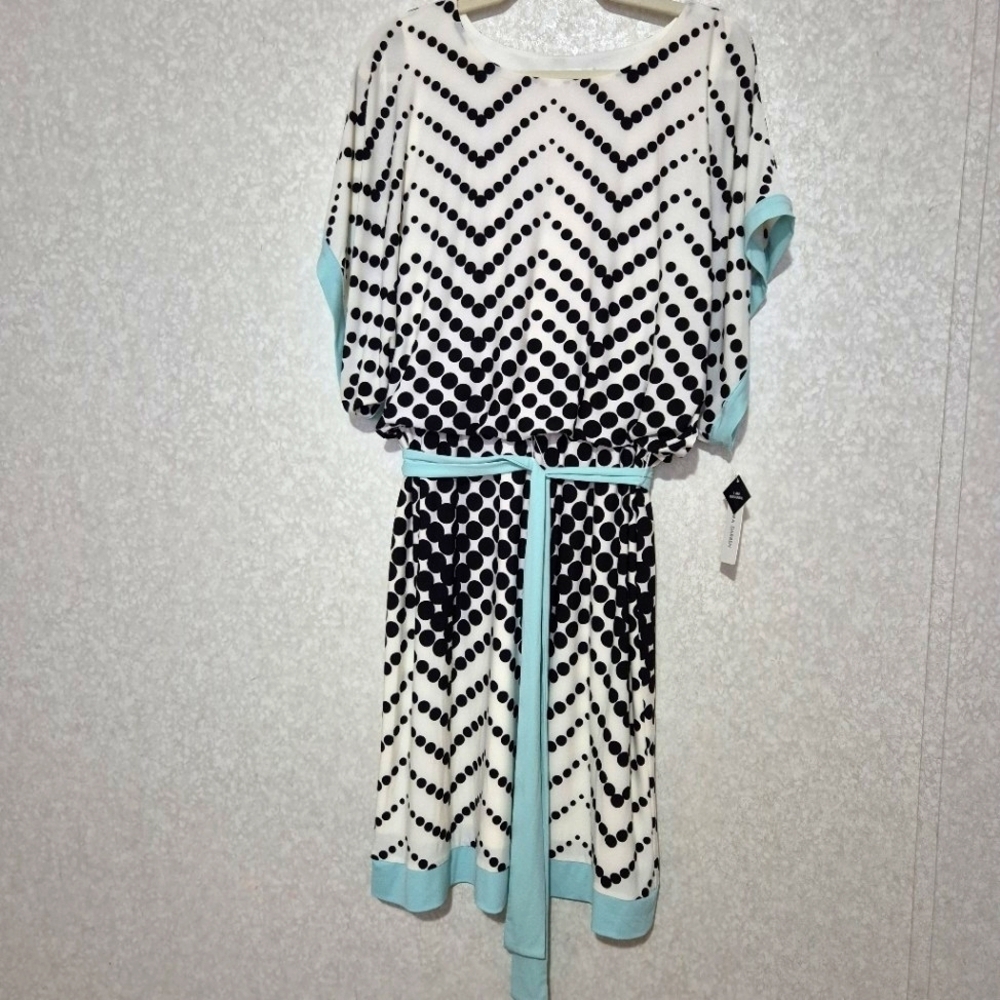 NEW..SANDRA DARREN..Black and White Polka Dot Dress with Blue Accents..SIZE:12